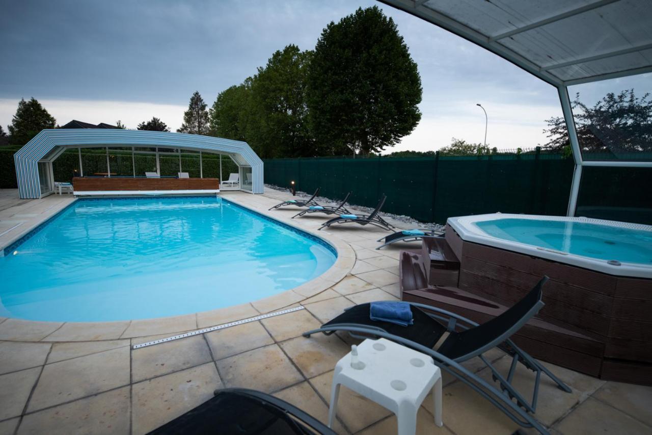 Logis Hotel Restaurant L'Escapade Le Pêchereau Екстериор снимка