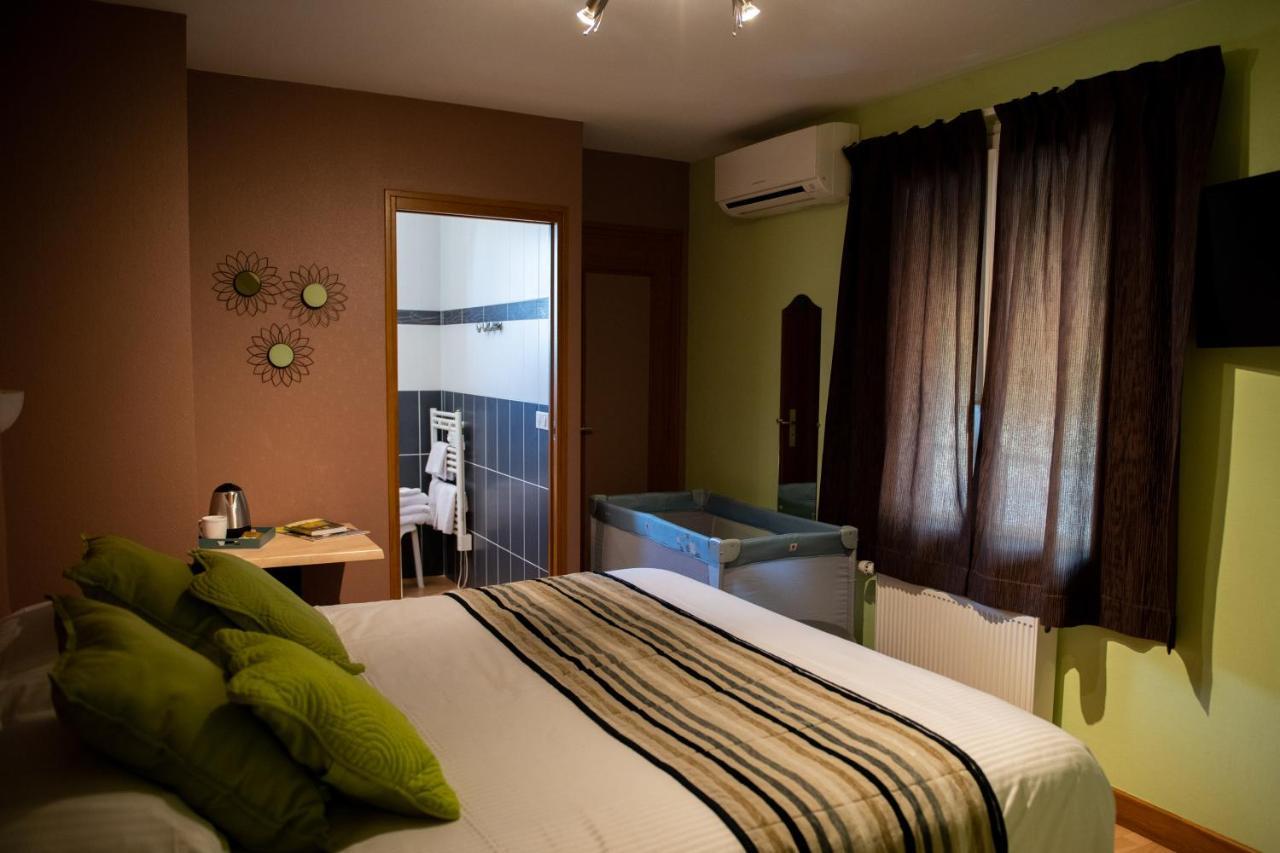 Logis Hotel Restaurant L'Escapade Le Pêchereau Екстериор снимка