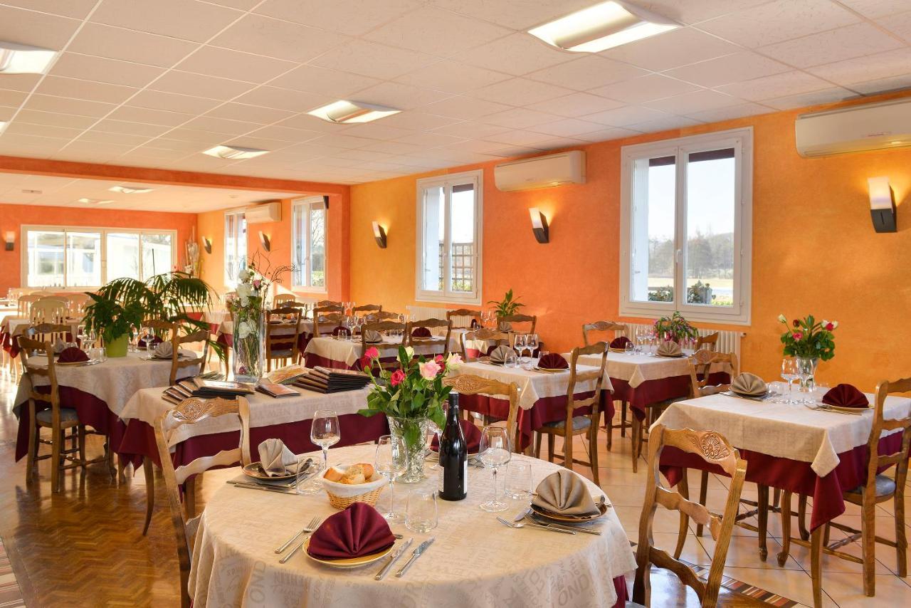 Logis Hotel Restaurant L'Escapade Le Pêchereau Екстериор снимка